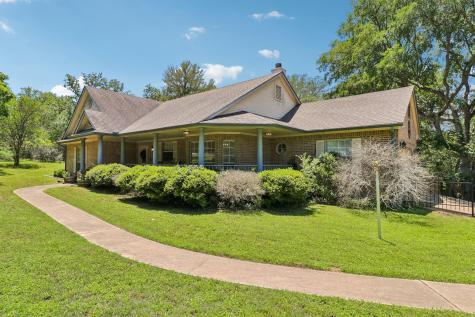 241 Laura Lane Bastrop TX 78602