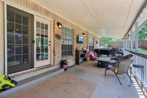241 Laura Lane Bastrop TX 78602