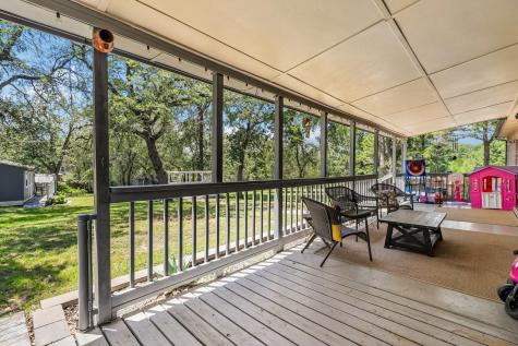 241 Laura Lane Bastrop TX 78602