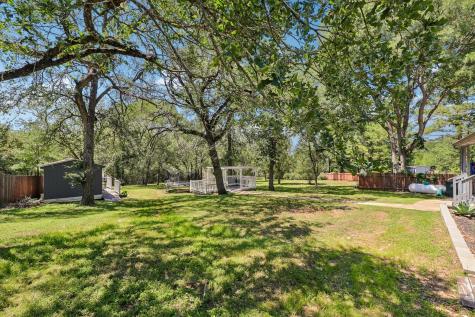 241 Laura Lane Bastrop TX 78602