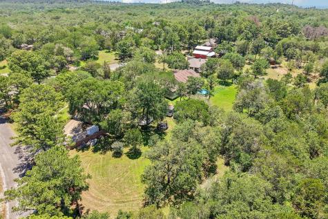 241 Laura Lane Bastrop TX 78602