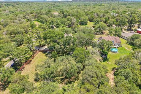 241 Laura Lane Bastrop TX 78602