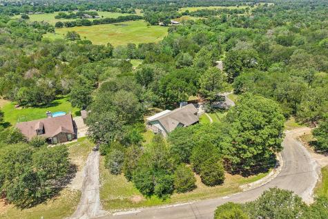 241 Laura Lane Bastrop TX 78602