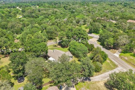 241 Laura Lane Bastrop TX 78602
