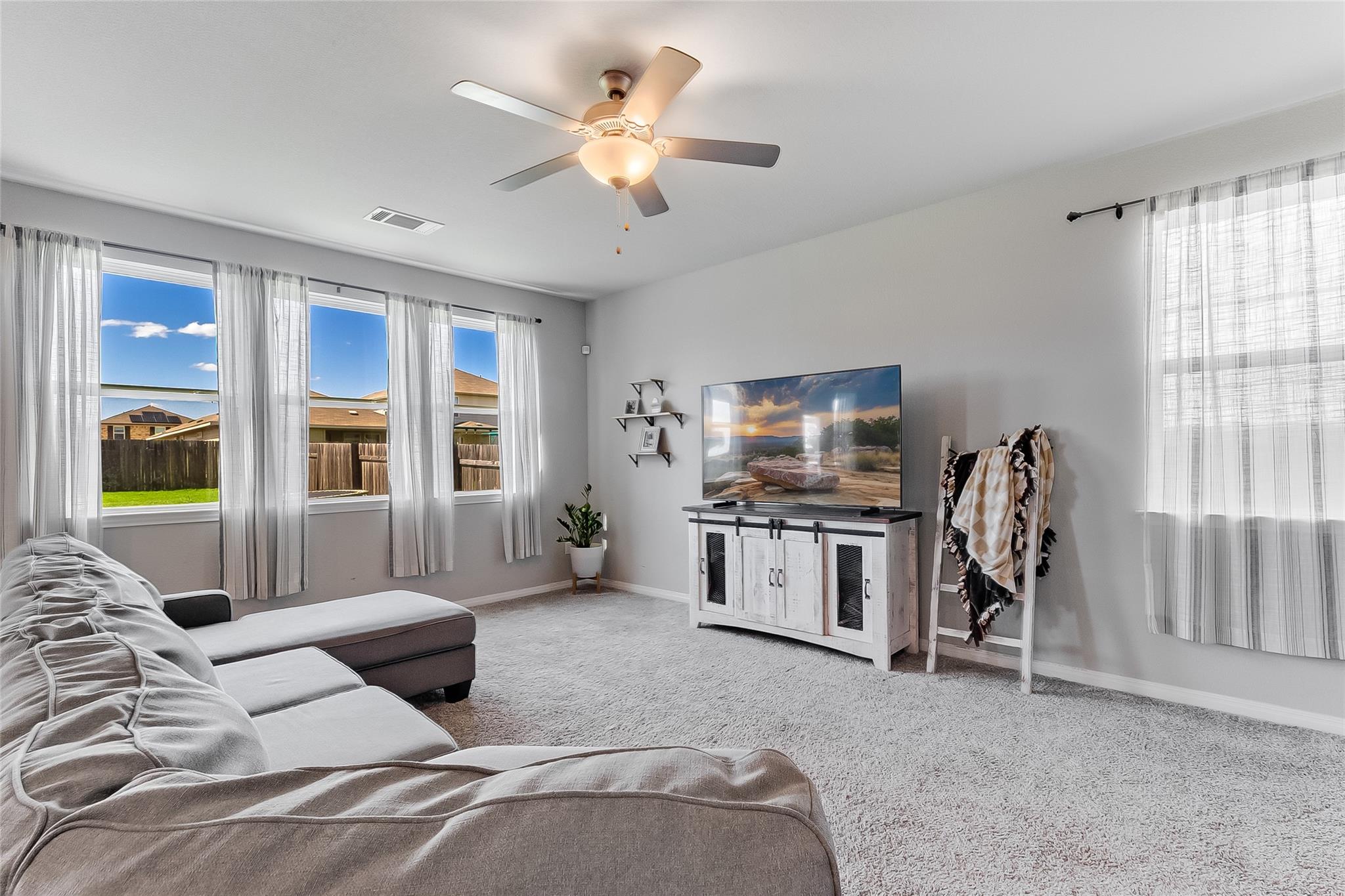 516 Longmount Cove Liberty Hill TX 78642