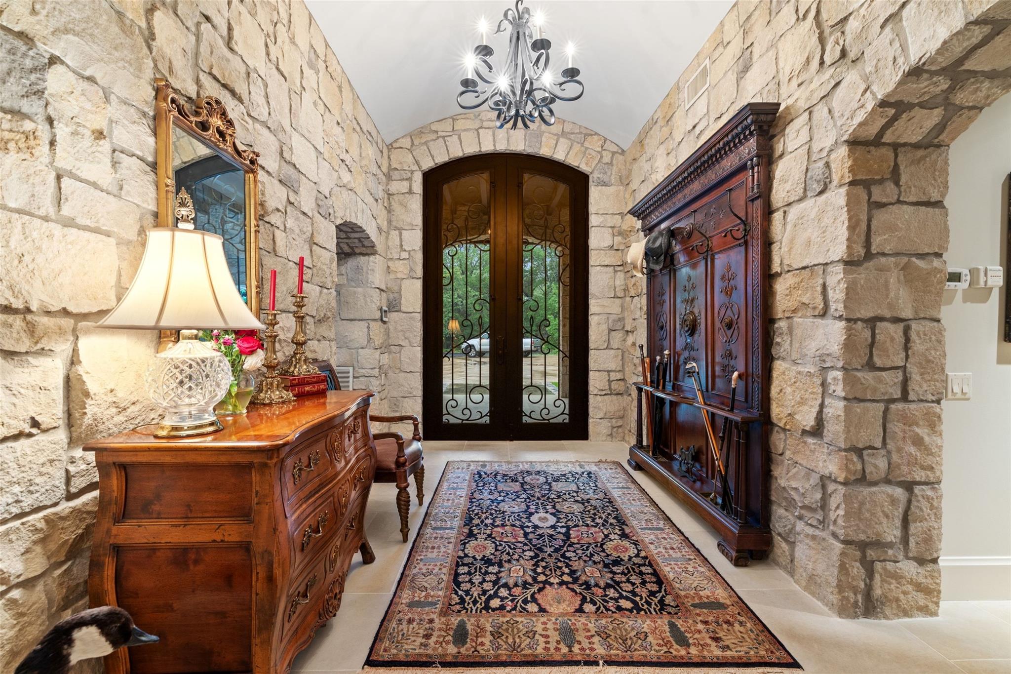 4625 Rockcliff Road Austin TX 78746