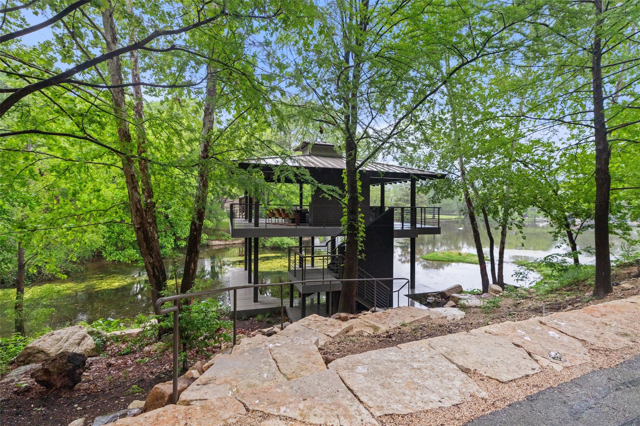4625 Rockcliff Road Austin TX 78746