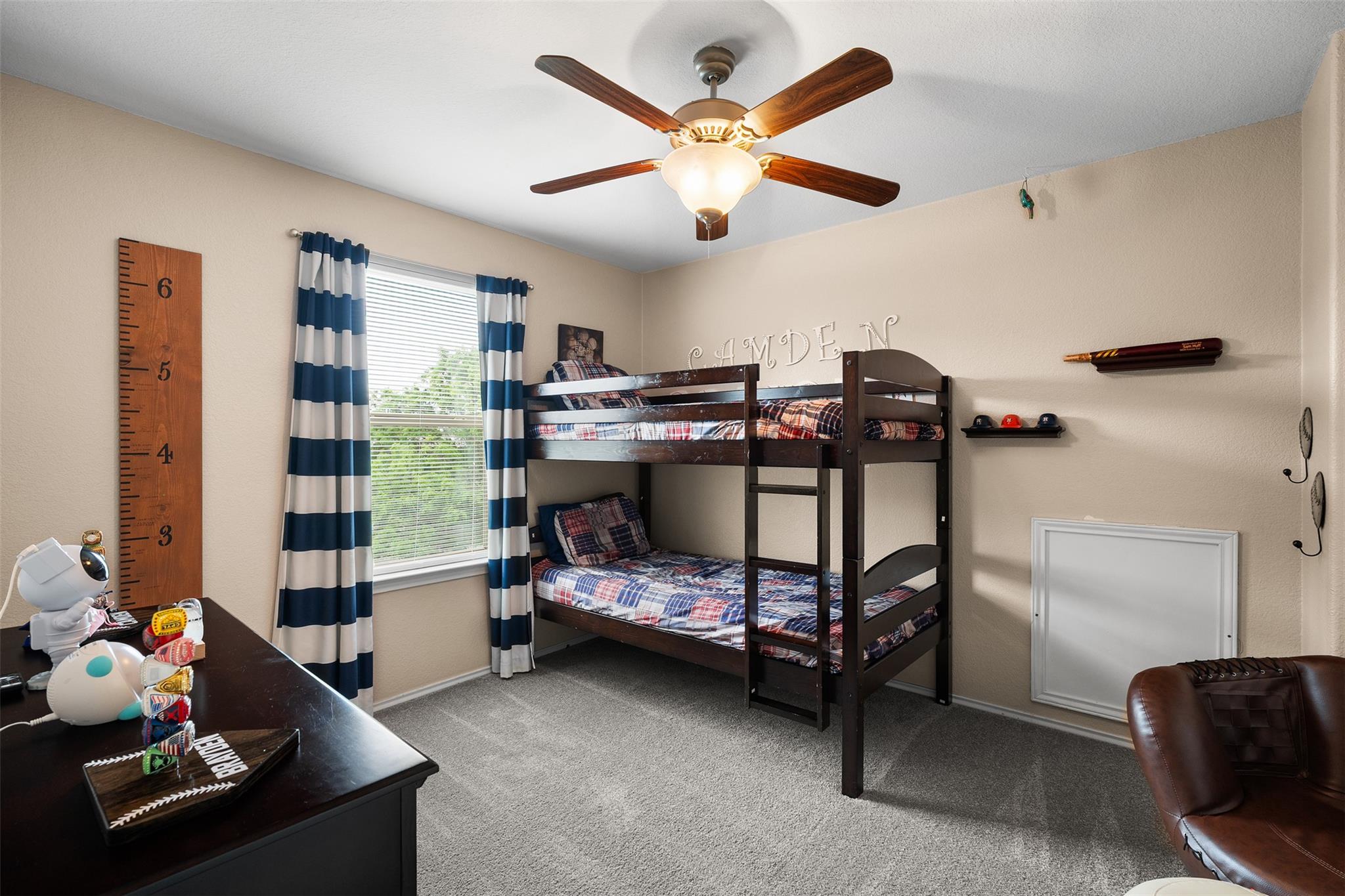 137 Barn Owl Loop Leander TX 78641