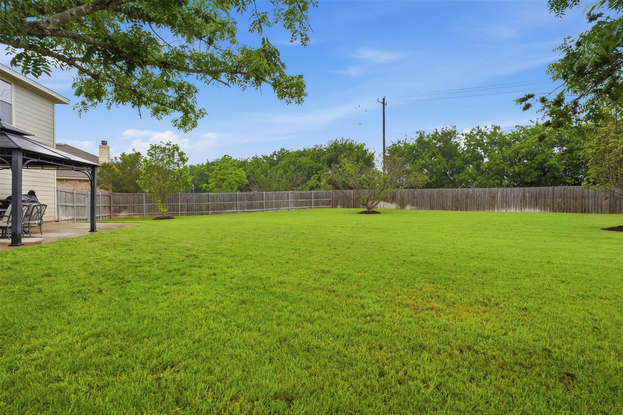 137 Barn Owl Loop Leander TX 78641