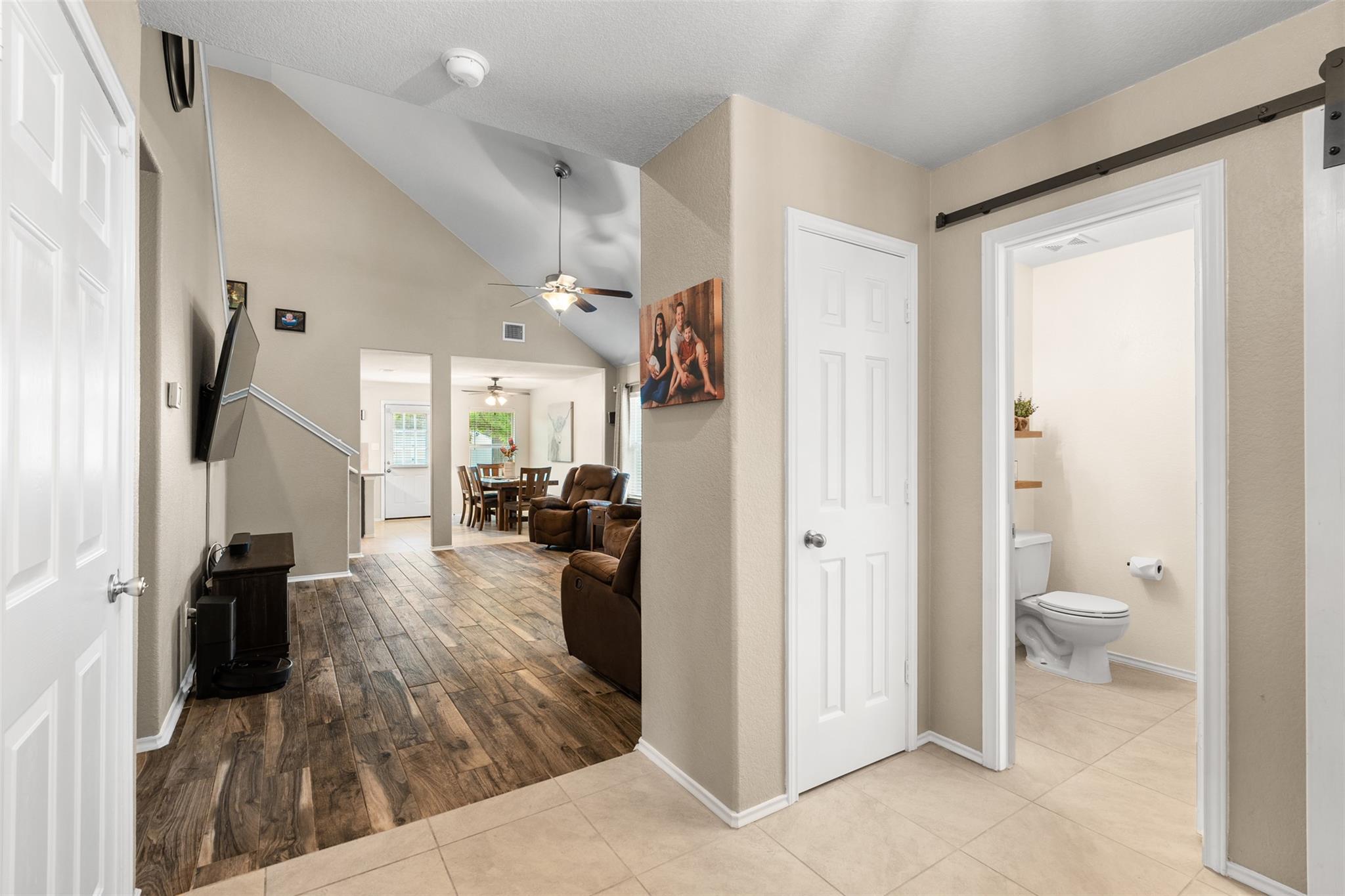 137 Barn Owl Loop Leander TX 78641