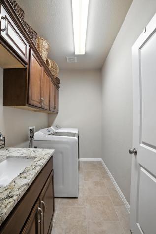 107 Tylee Circle Bastrop TX 78602