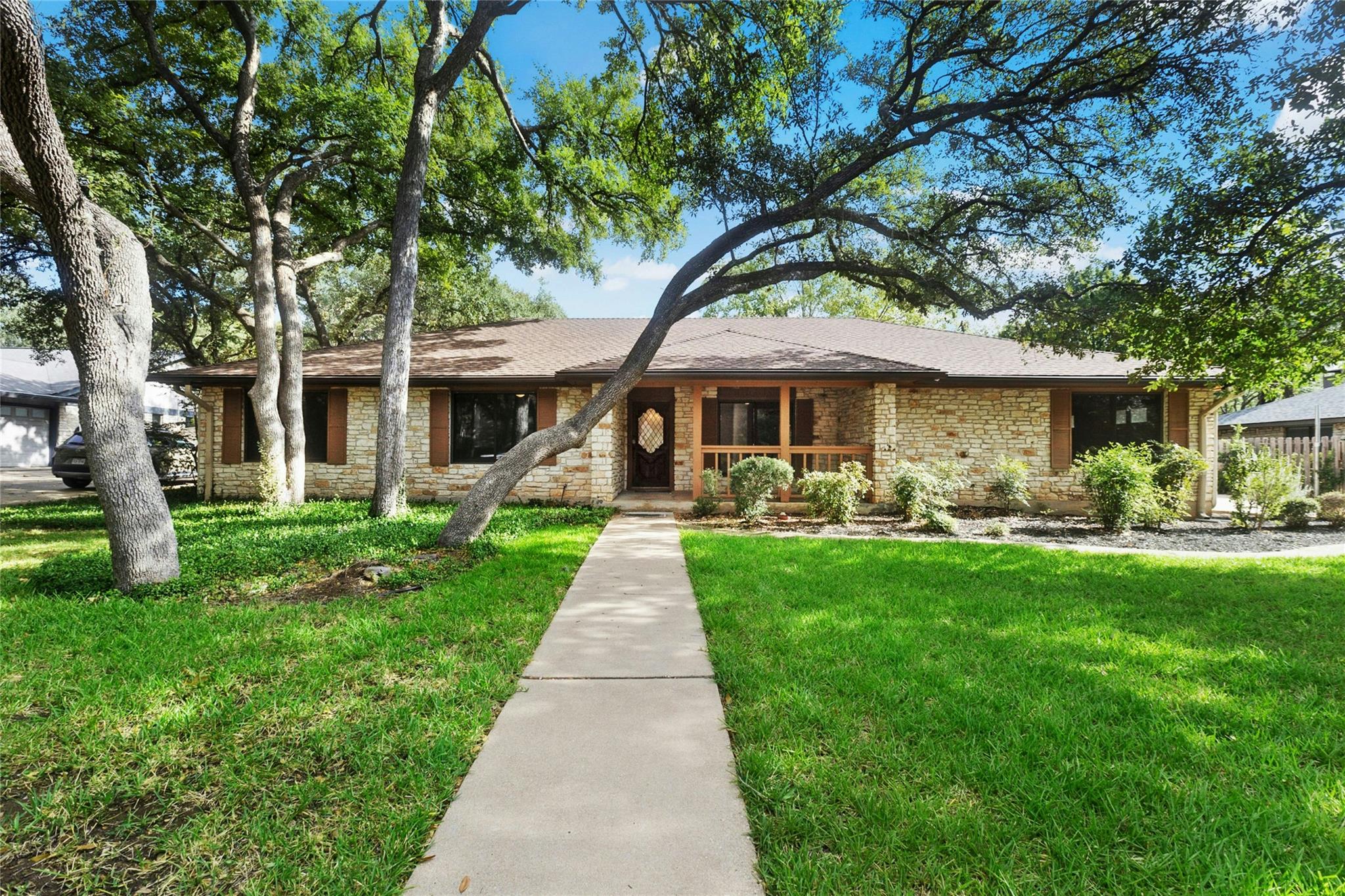 3502 Apache Forest Drive Austin TX 78739