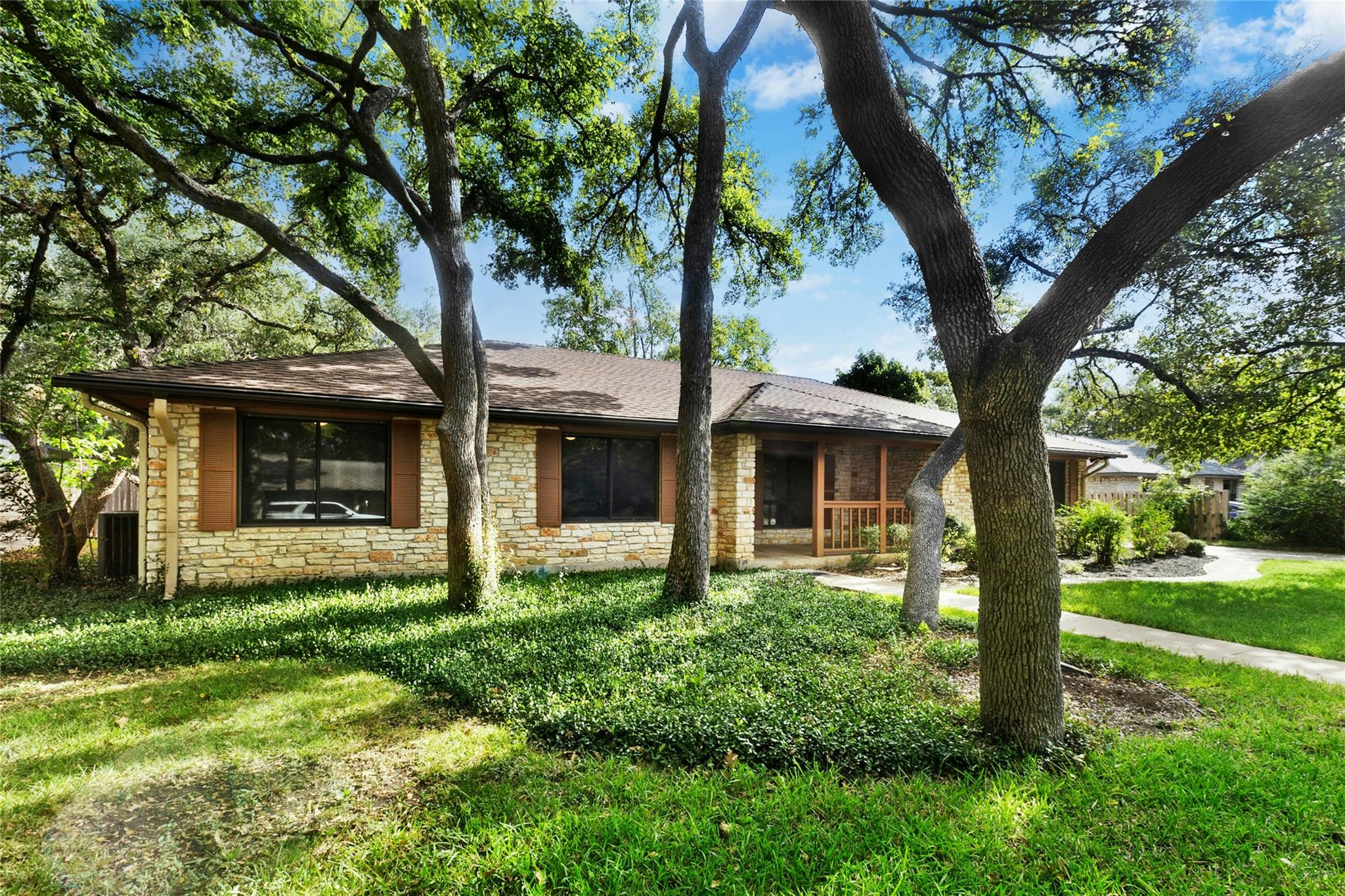 3502 Apache Forest Drive Austin TX 78739
