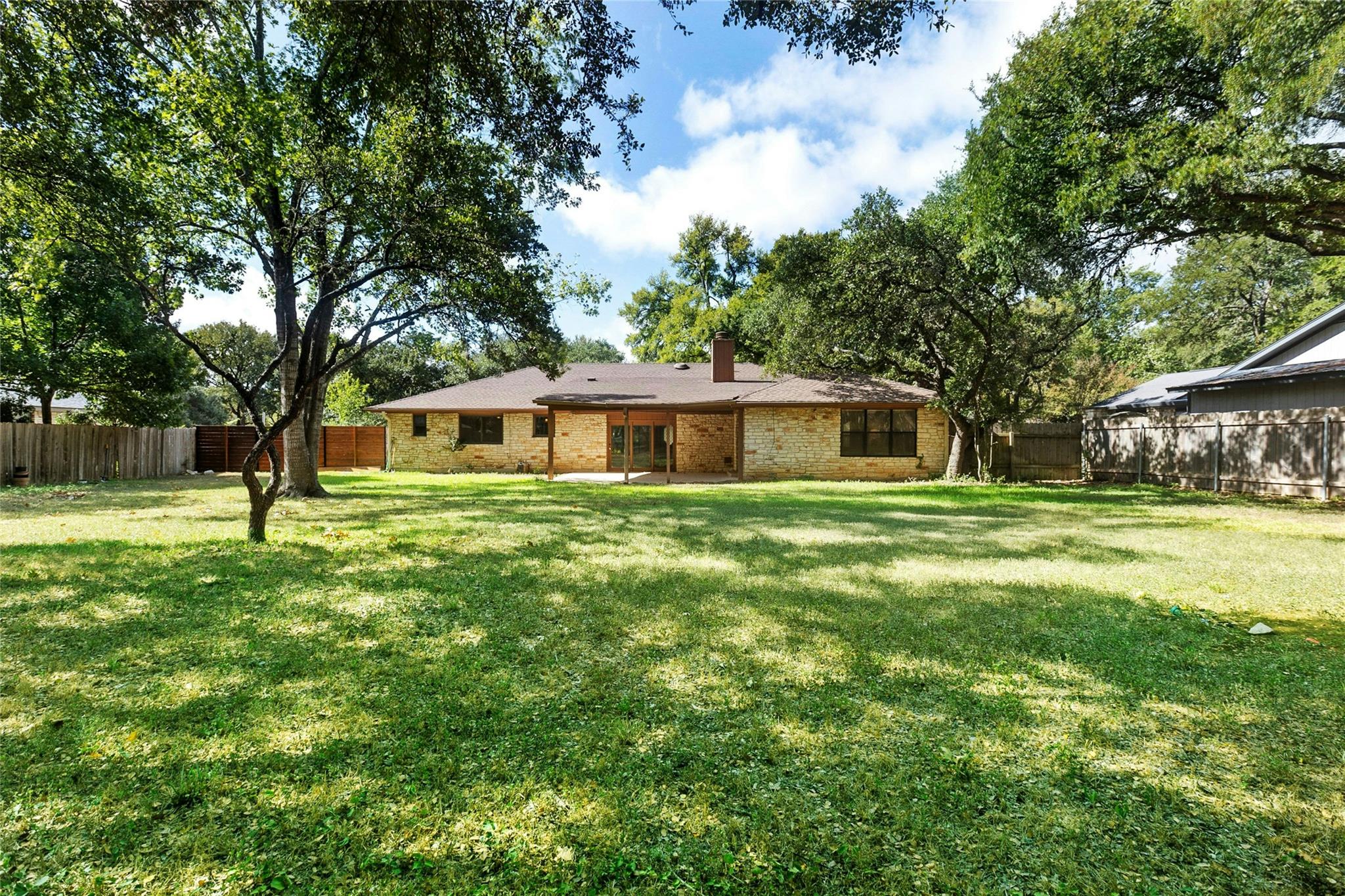 3502 Apache Forest Drive Austin TX 78739
