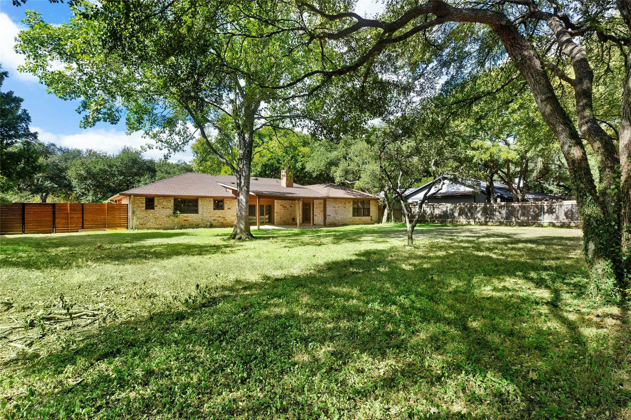 3502 Apache Forest Drive Austin TX 78739