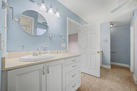 537 Mesa Drive Del Valle TX 78617
