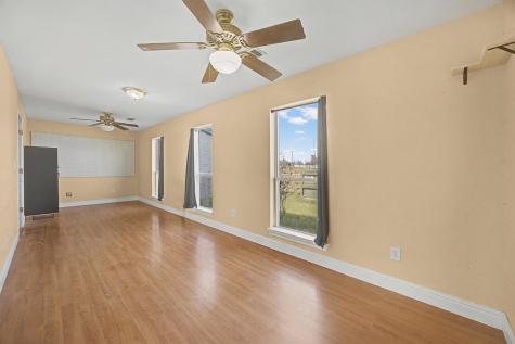 537 Mesa Drive Del Valle TX 78617