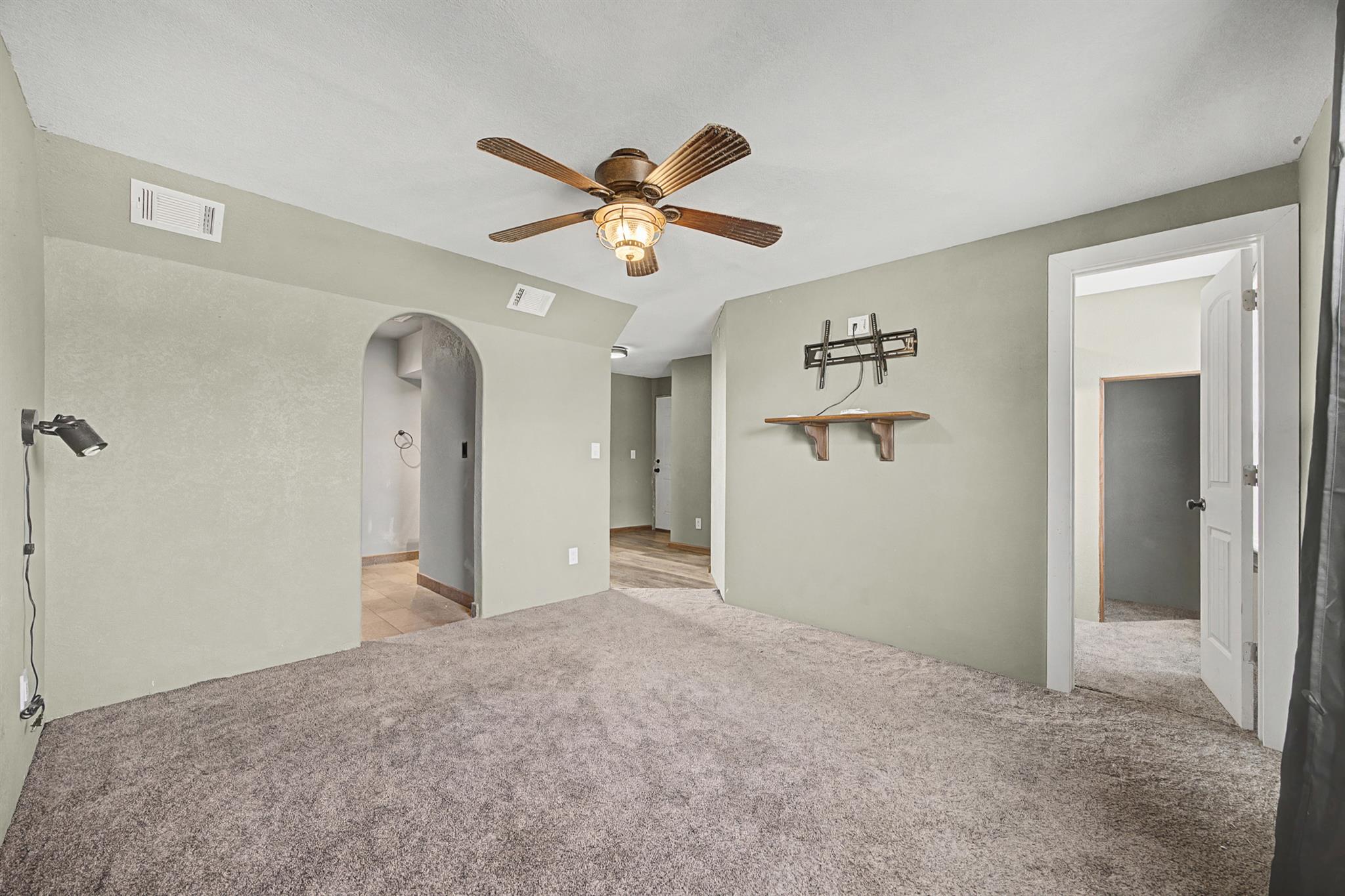 537 Mesa Drive Del Valle TX 78617