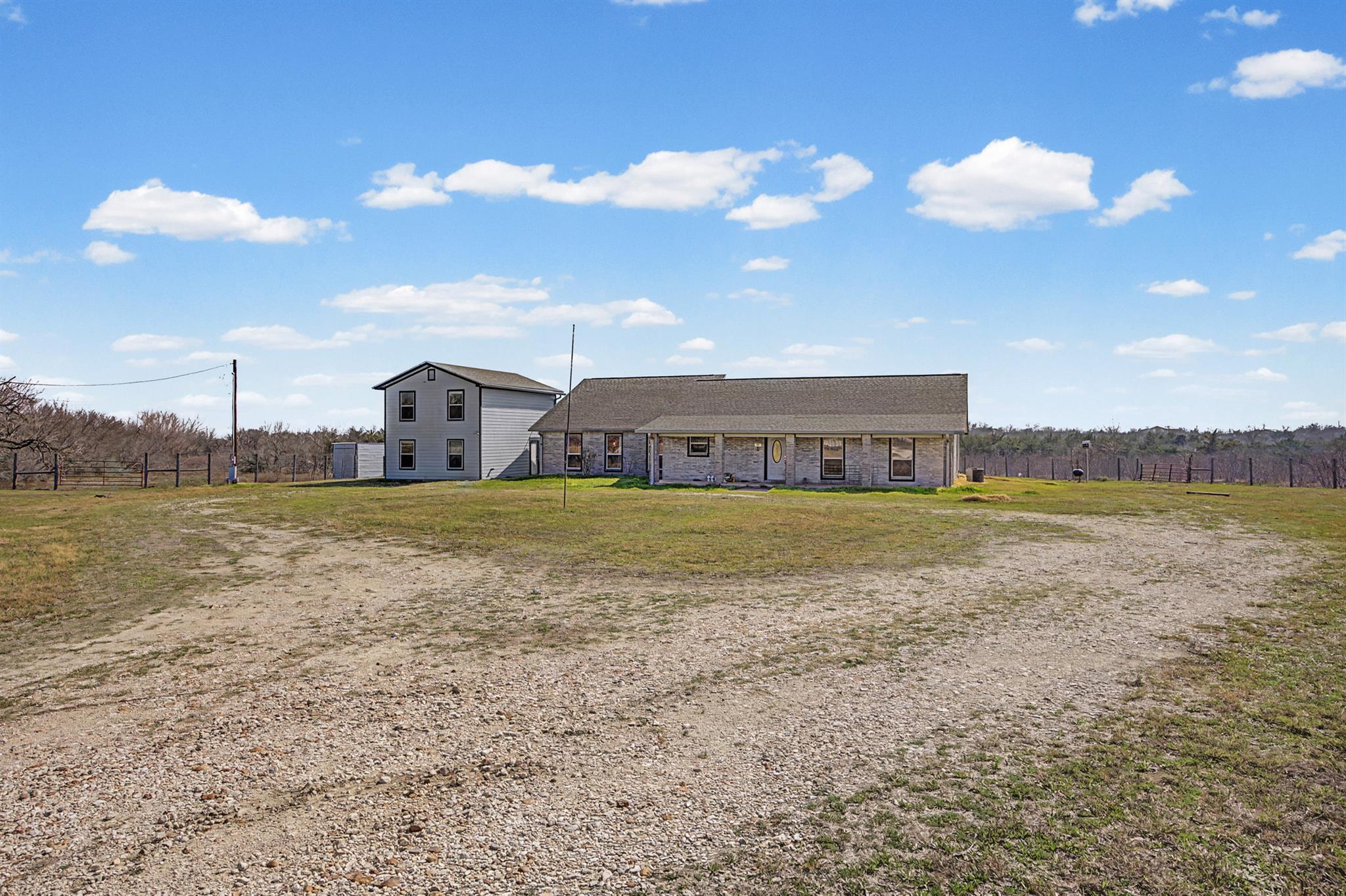 537 Mesa Drive Del Valle TX 78617