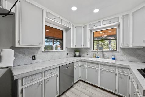 376 Jones Road Cedar Creek TX 78612