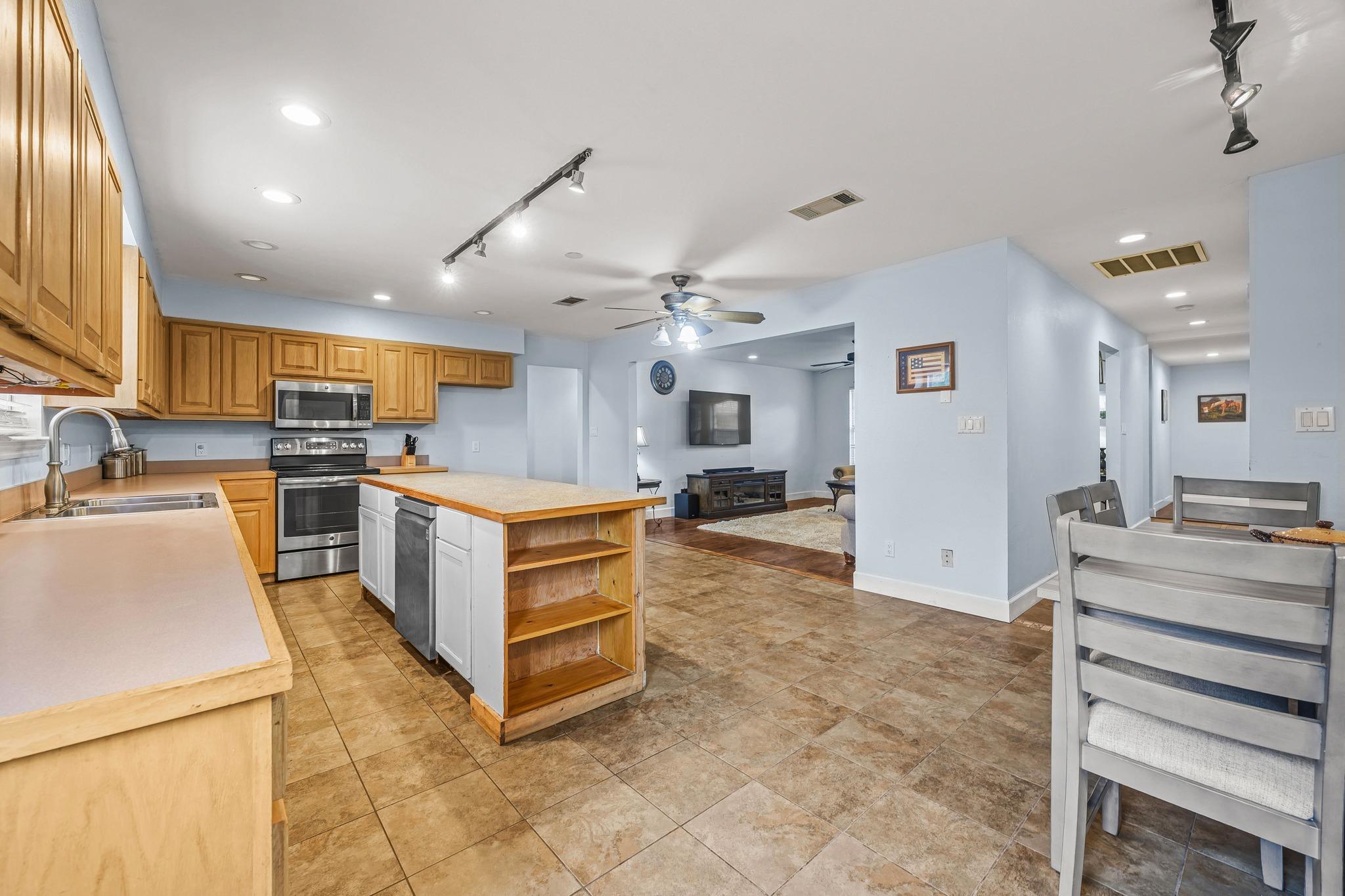 2110 Spring Valley Drive Dripping Springs TX 78620