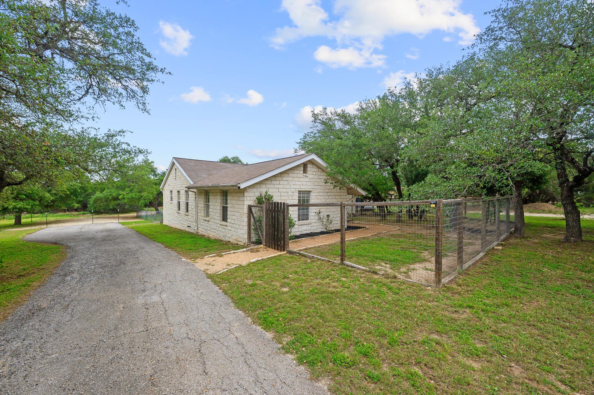2110 Spring Valley Drive Dripping Springs TX 78620