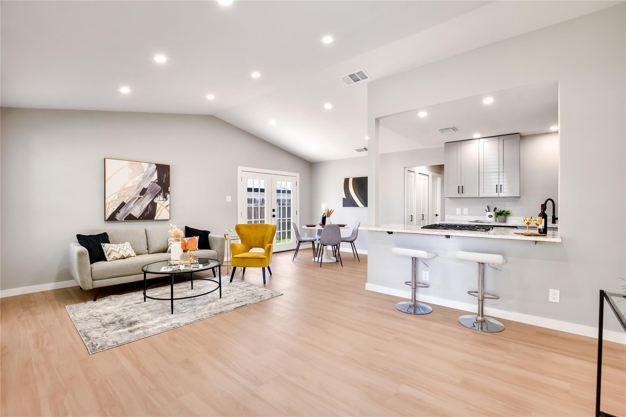 803 Kavanagh Drive Austin TX 78748