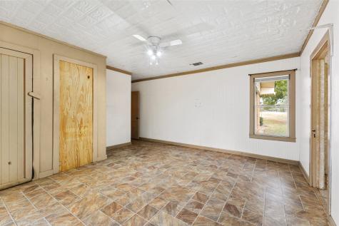 195 L County Road 852 Groesbeck TX 75838