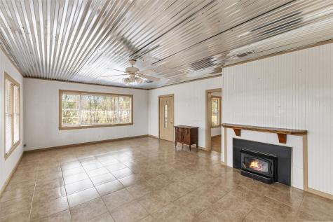 195 L County Road 852 Groesbeck TX 75838