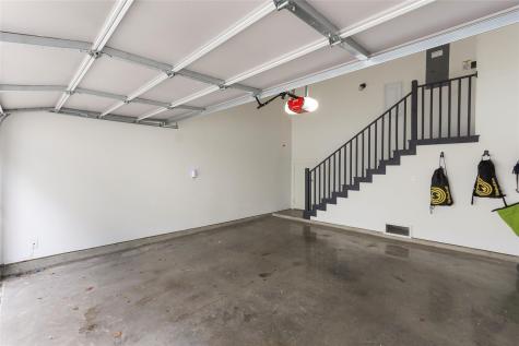 1141 W 17th Street Houston TX 77008