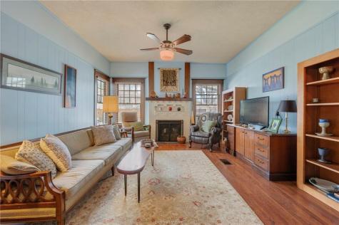 501 W Buck Street Caldwell TX 77836