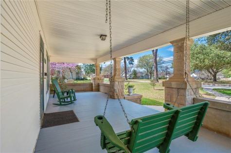 501 W Buck Street Caldwell TX 77836