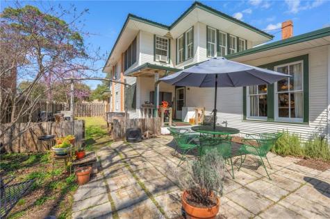 501 W Buck Street Caldwell TX 77836