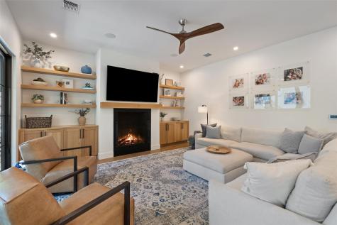 2107 Peach Tree Street Austin TX 78704