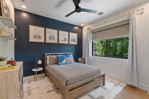 2107 Peach Tree Street Austin TX 78704