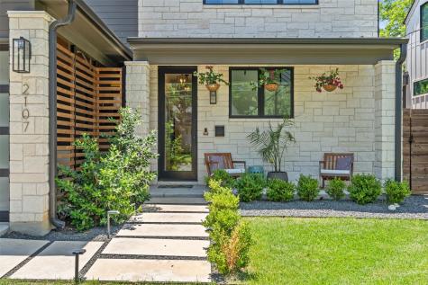 2107 Peach Tree Street Austin TX 78704