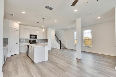 13504 Muny Parkway Elgin TX 78621