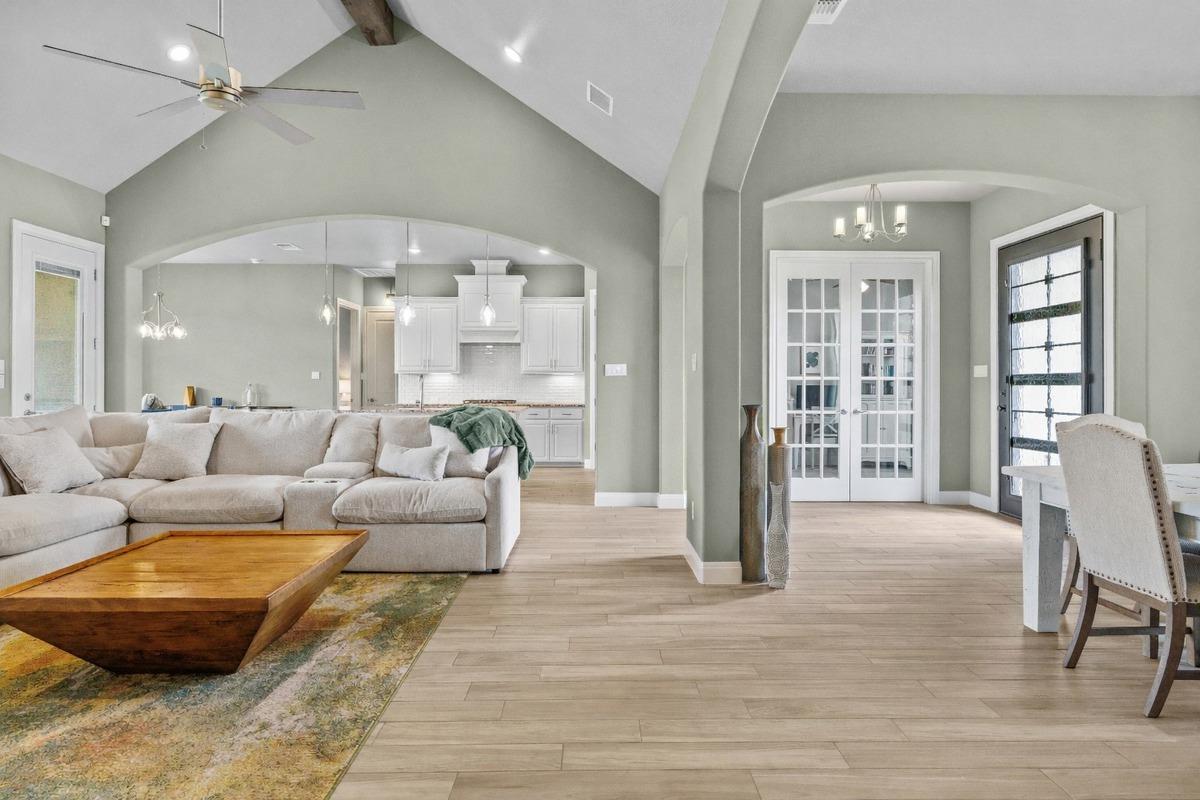 329 Independence Drive Georgetown TX 78633