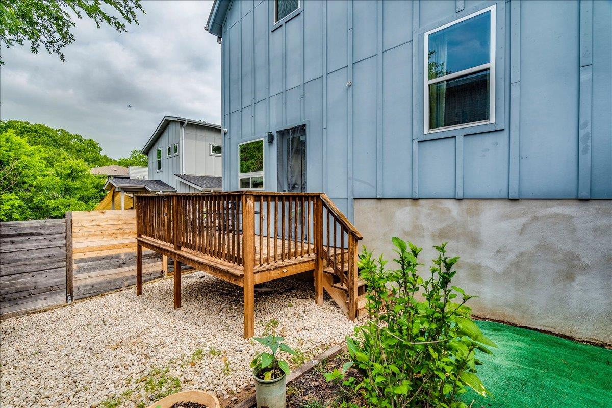 1214 Delano Street Austin TX 78721
