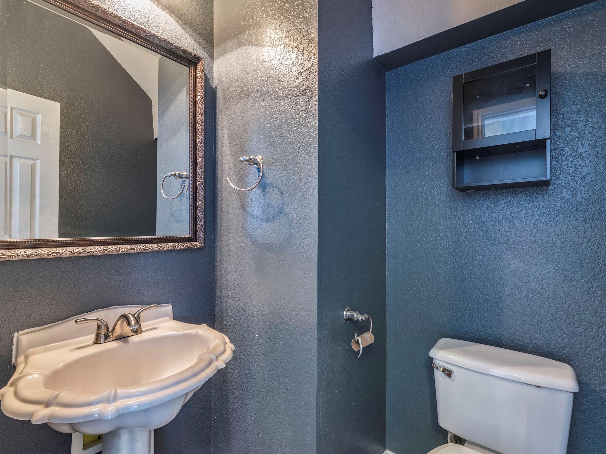 5814 Negley Kyle TX 78640