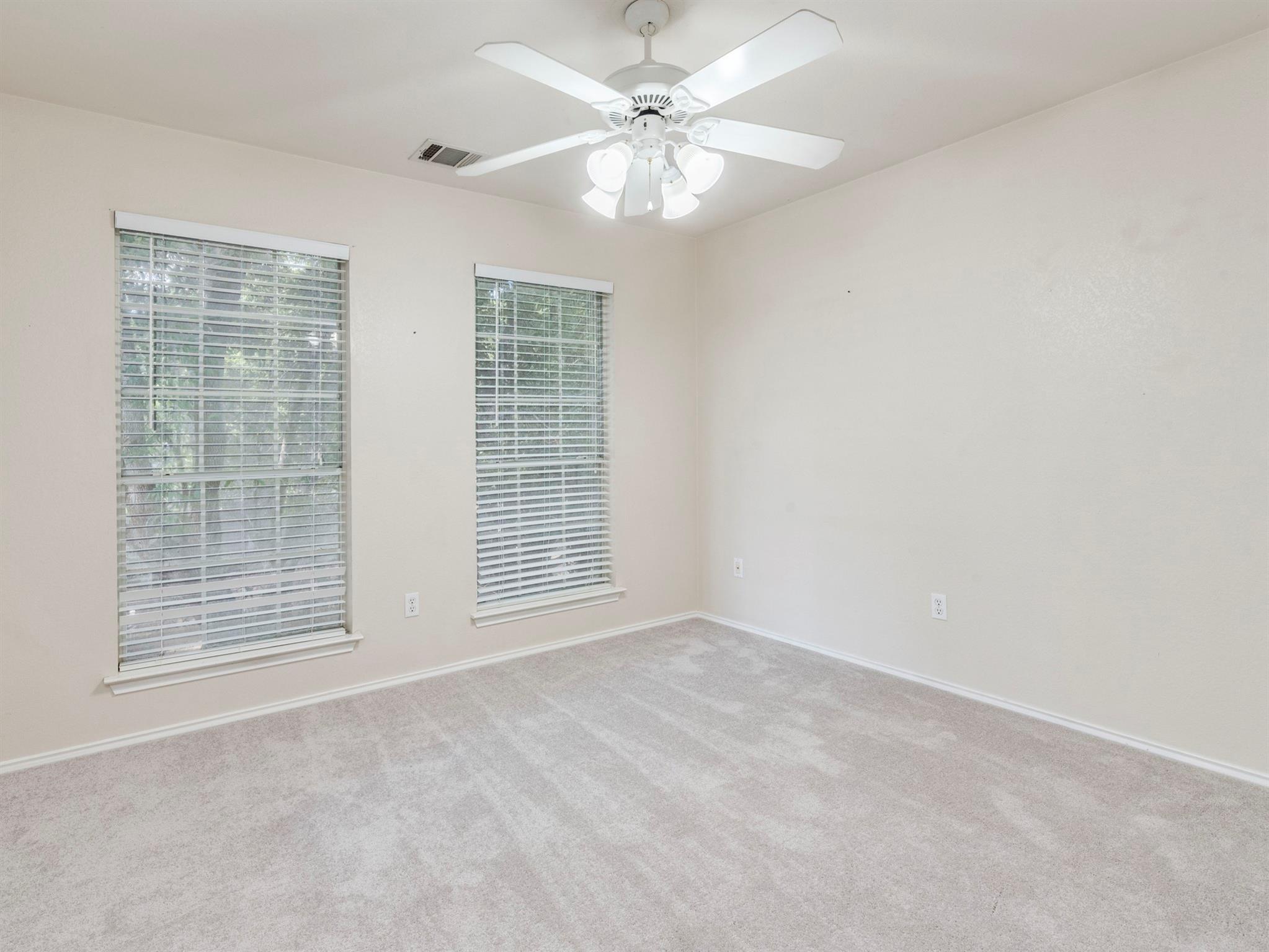 5814 Negley Kyle TX 78640