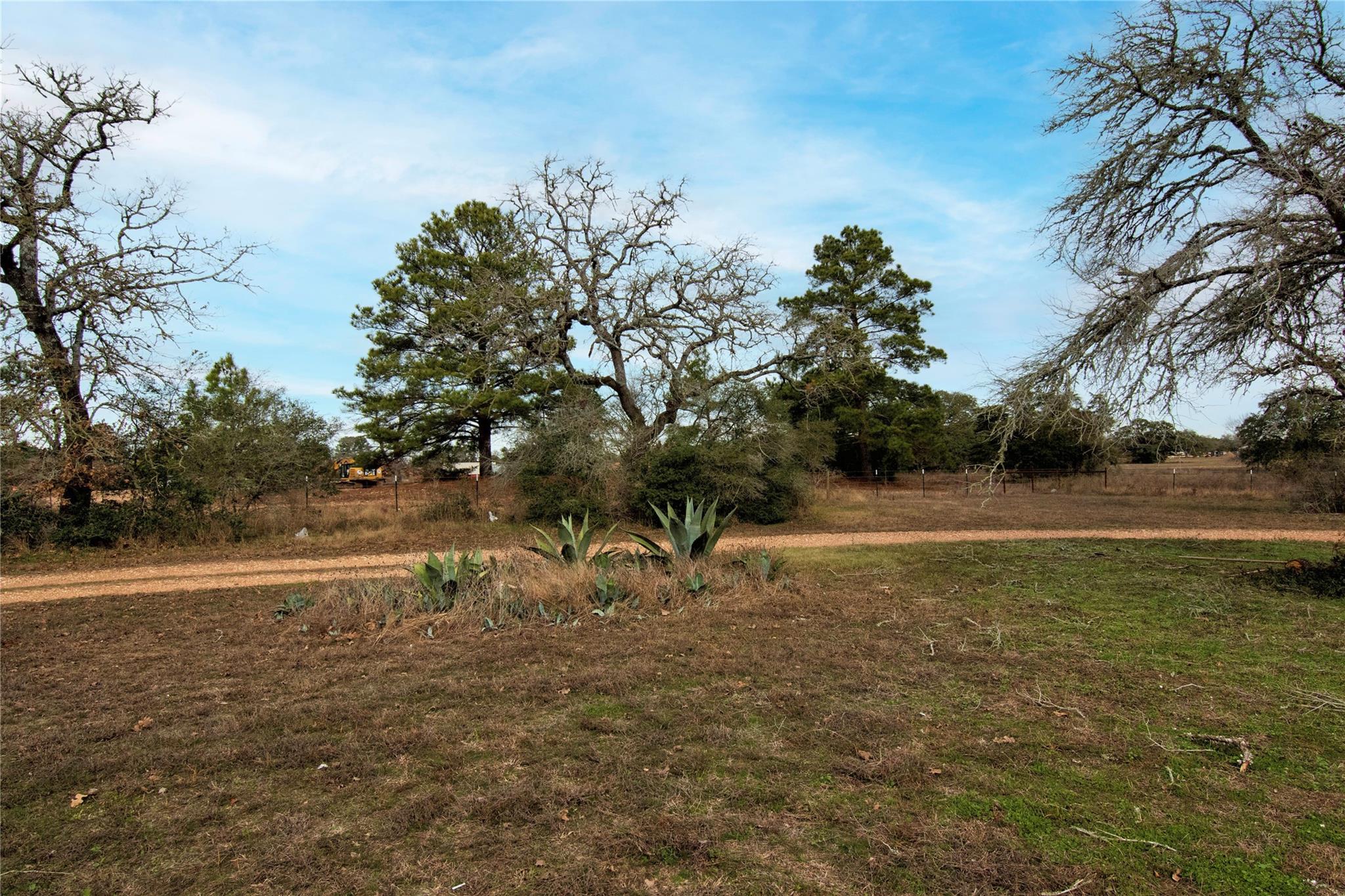 5431 N Highway 77 La Grange TX 78945