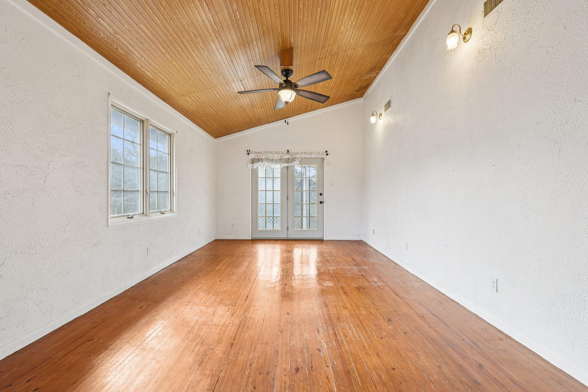 339 Cool Water Drive Bastrop TX 78602