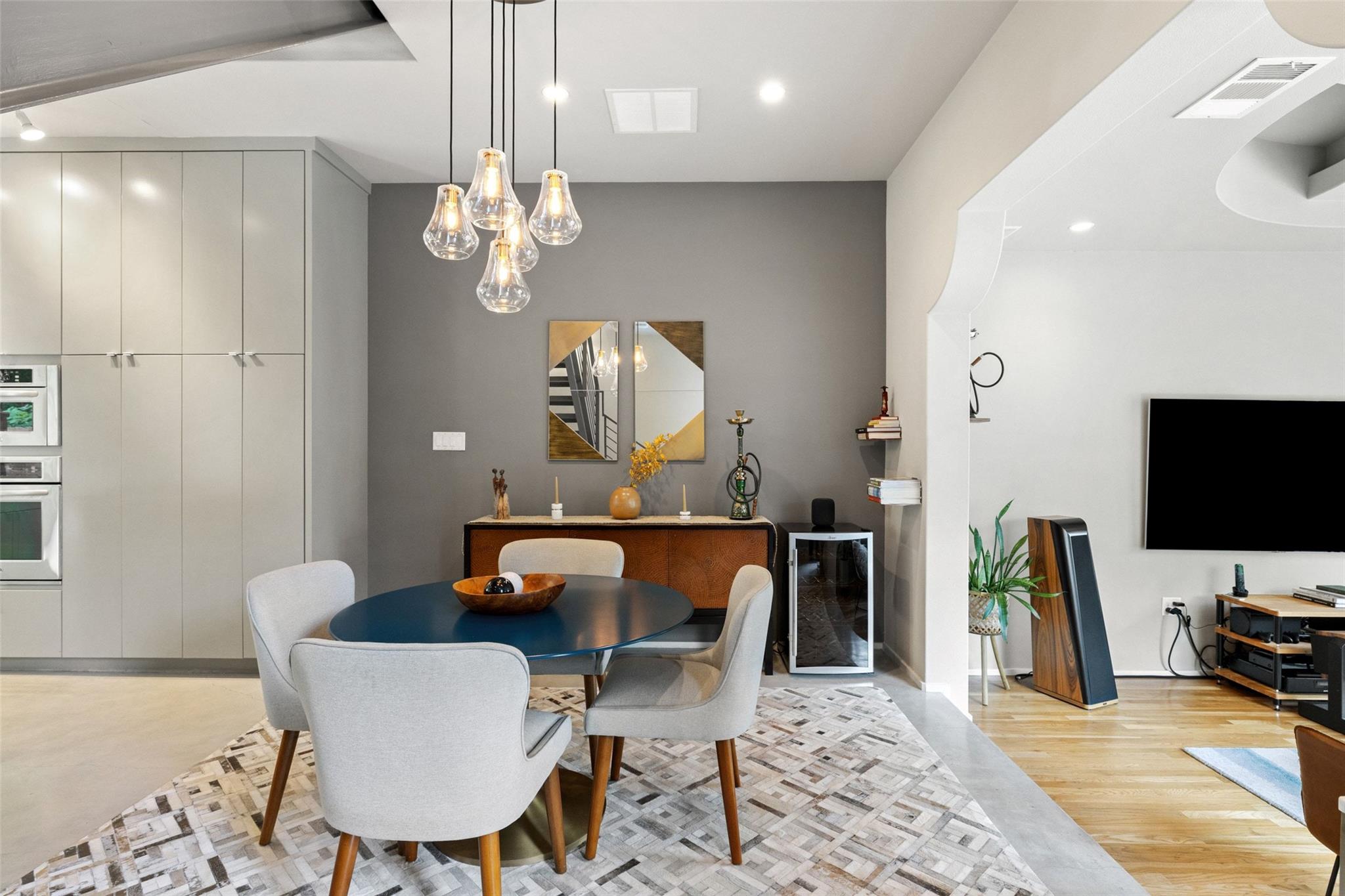 613 W Annie Street Austin TX 78704