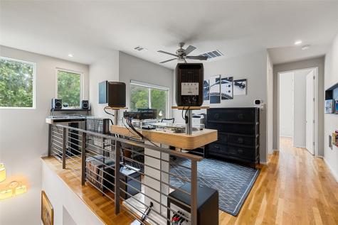 613 W Annie Street Austin TX 78704