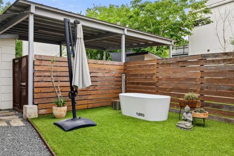 613 W Annie Street Austin TX 78704