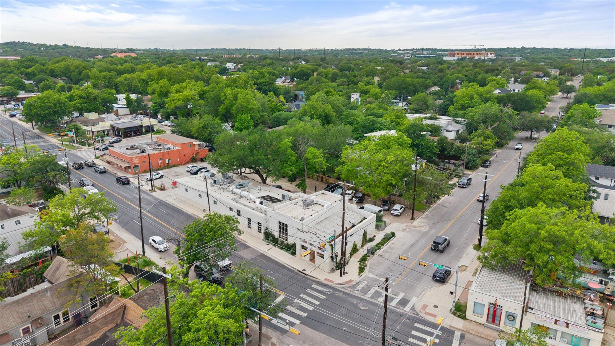 613 W Annie Street Austin TX 78704