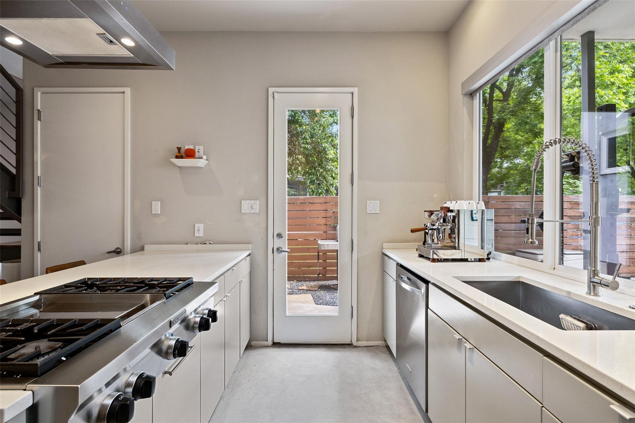 613 W Annie Street Austin TX 78704