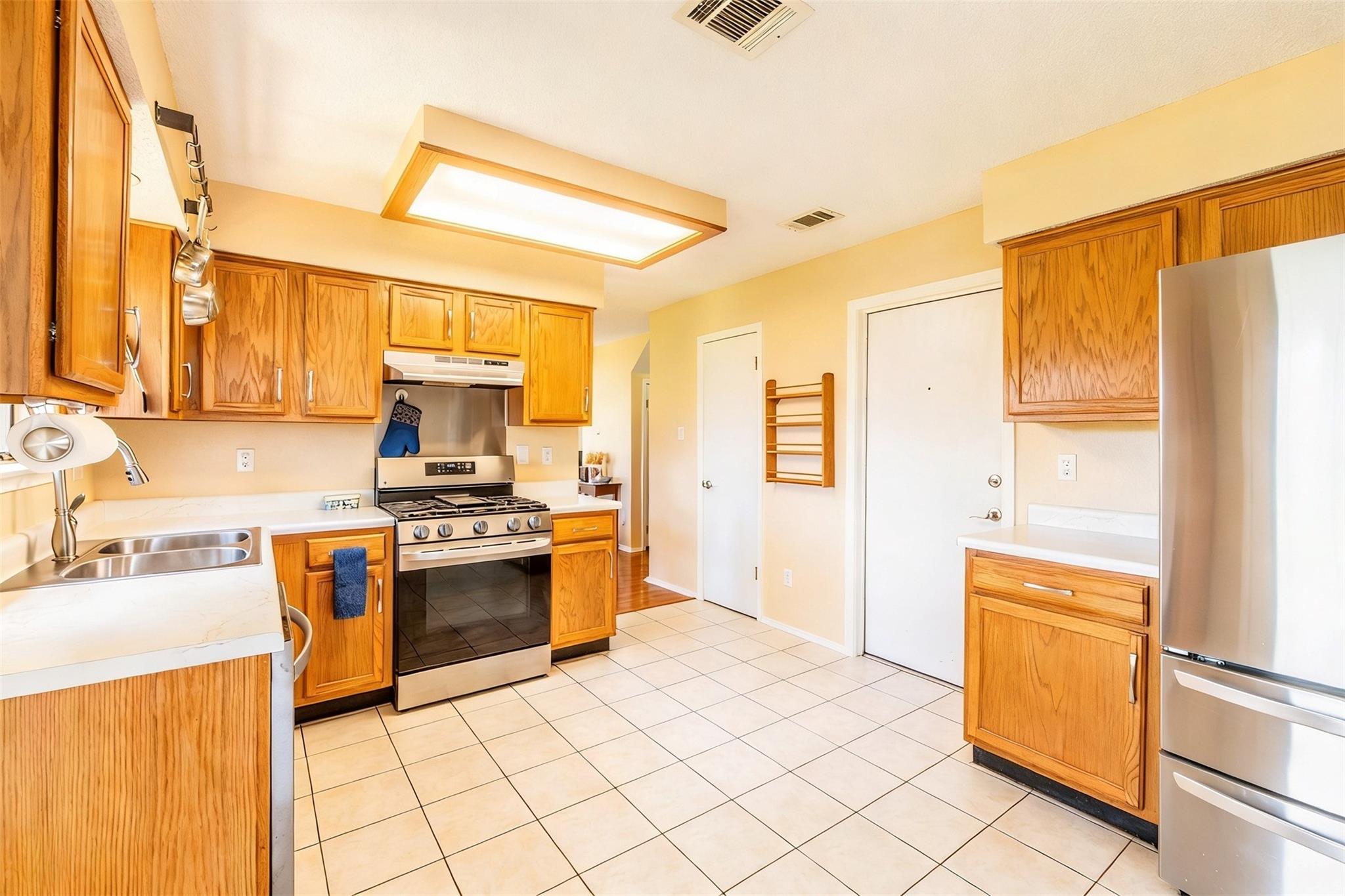 4608 Velasco Place Austin TX 78749