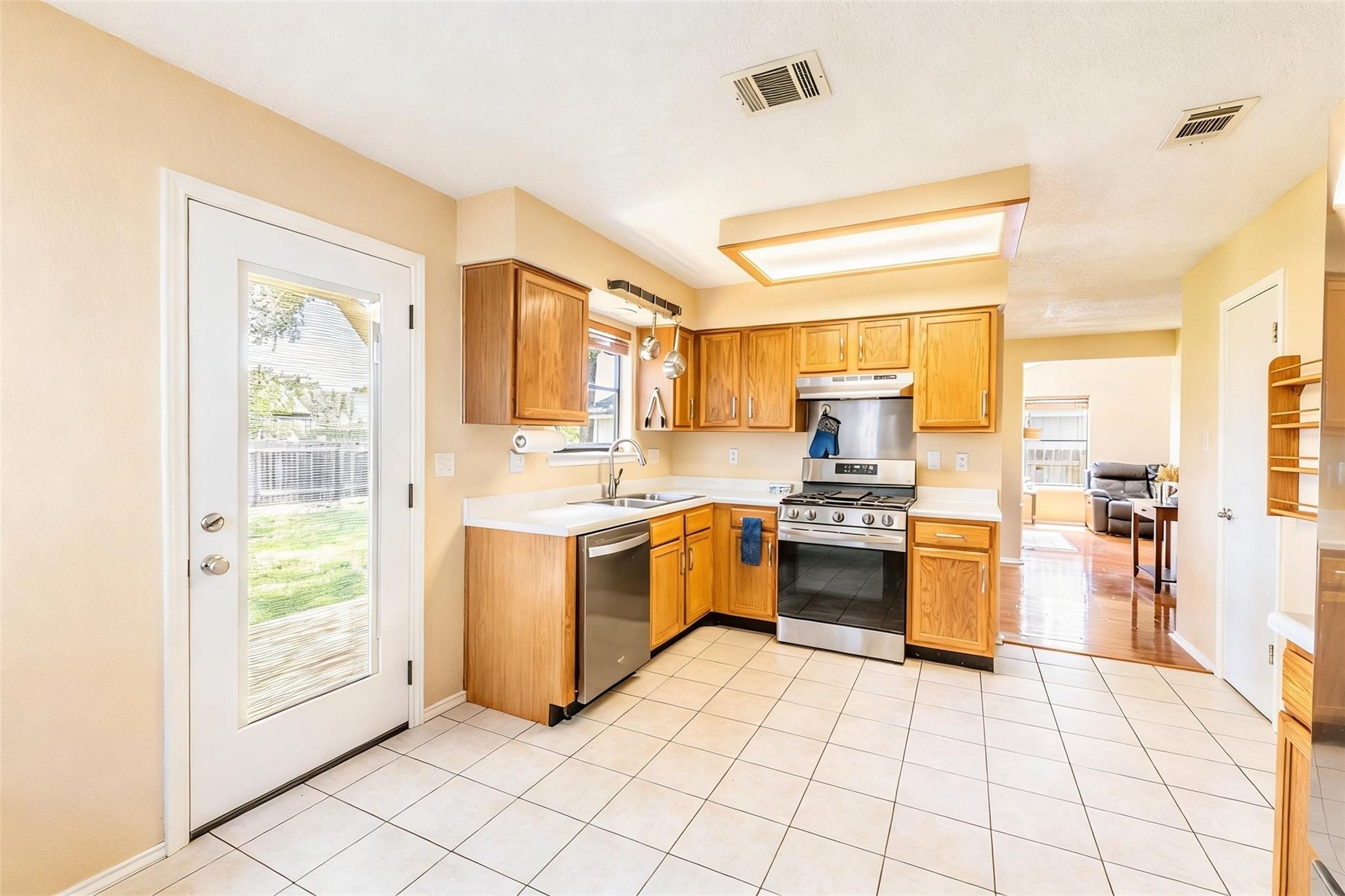 4608 Velasco Place Austin TX 78749